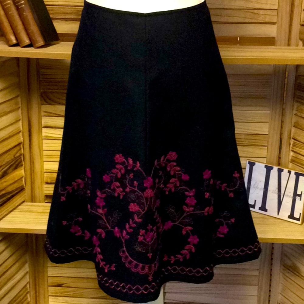 Janeville Black Wool Skirt with Embroidered Fushia Florets